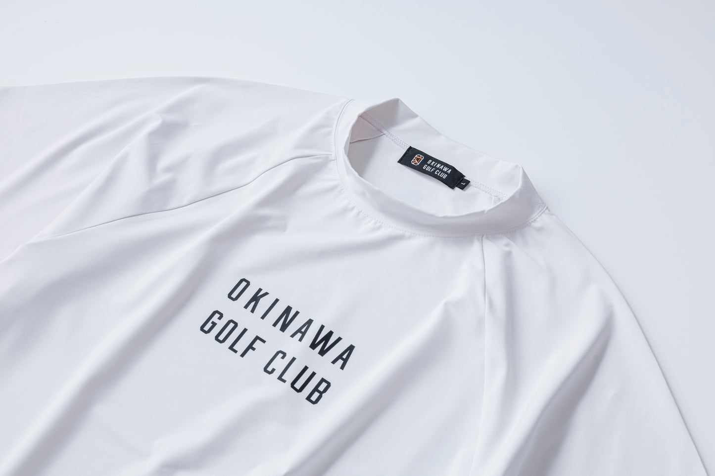 【 UNISEX 】 Logotype Raglan Mock neck Shirt