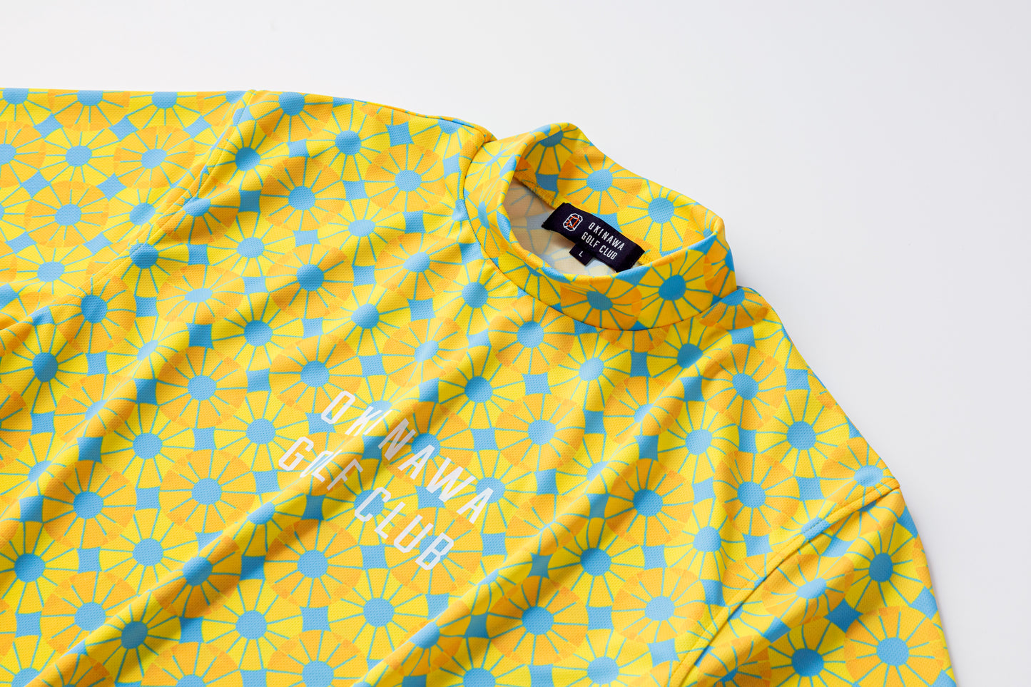 【 UNISEX 】Fruit Mock neck Shirt Pine
